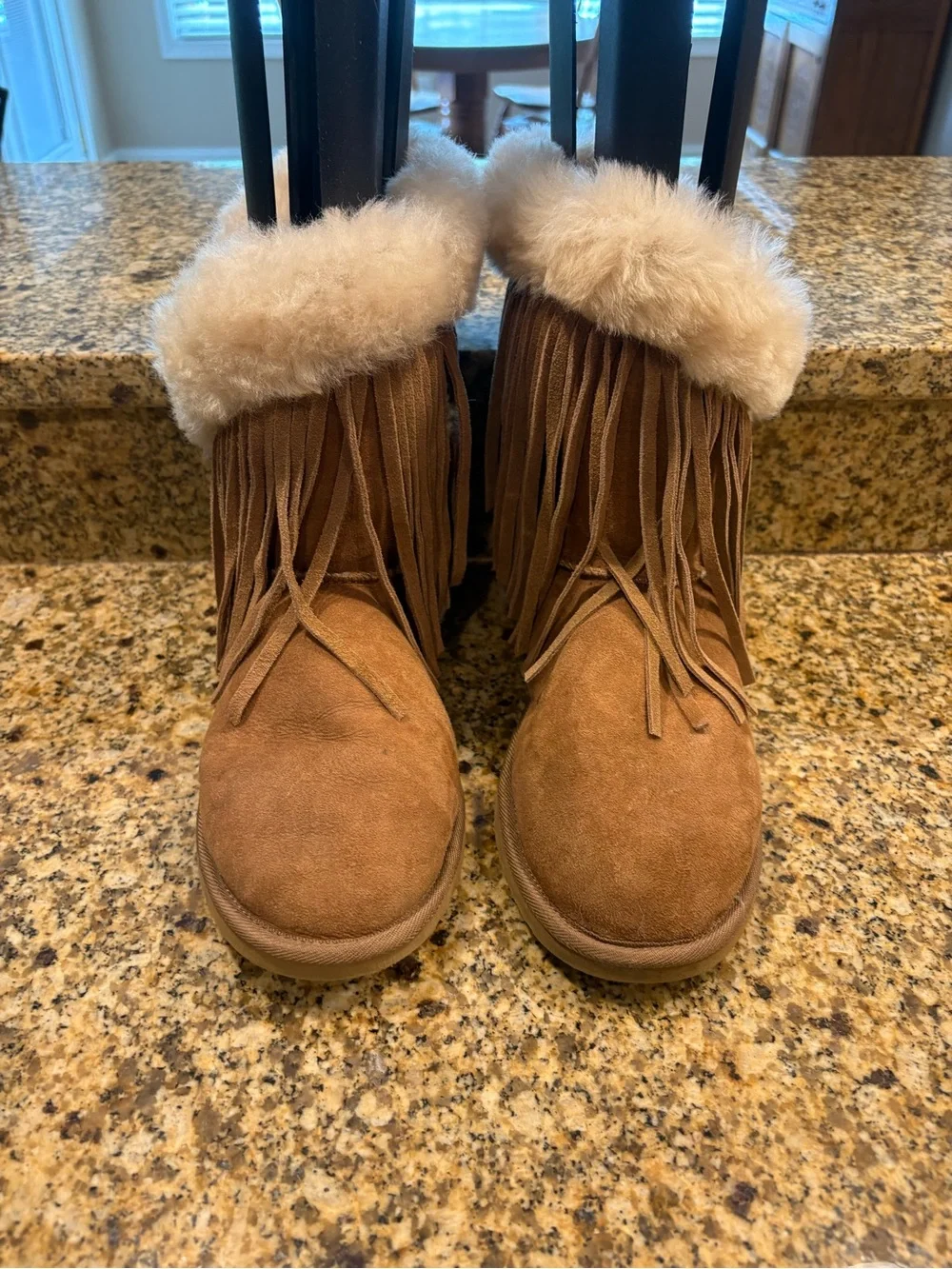 Koolaburra Fringe Suede Genuine Leather Tan Sherpa Boots 8